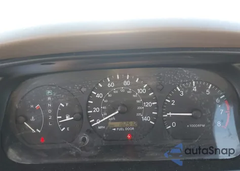 2001 Toyota Camry Le V6 из США, поврежденный, VIN JT2BF22KX10302357